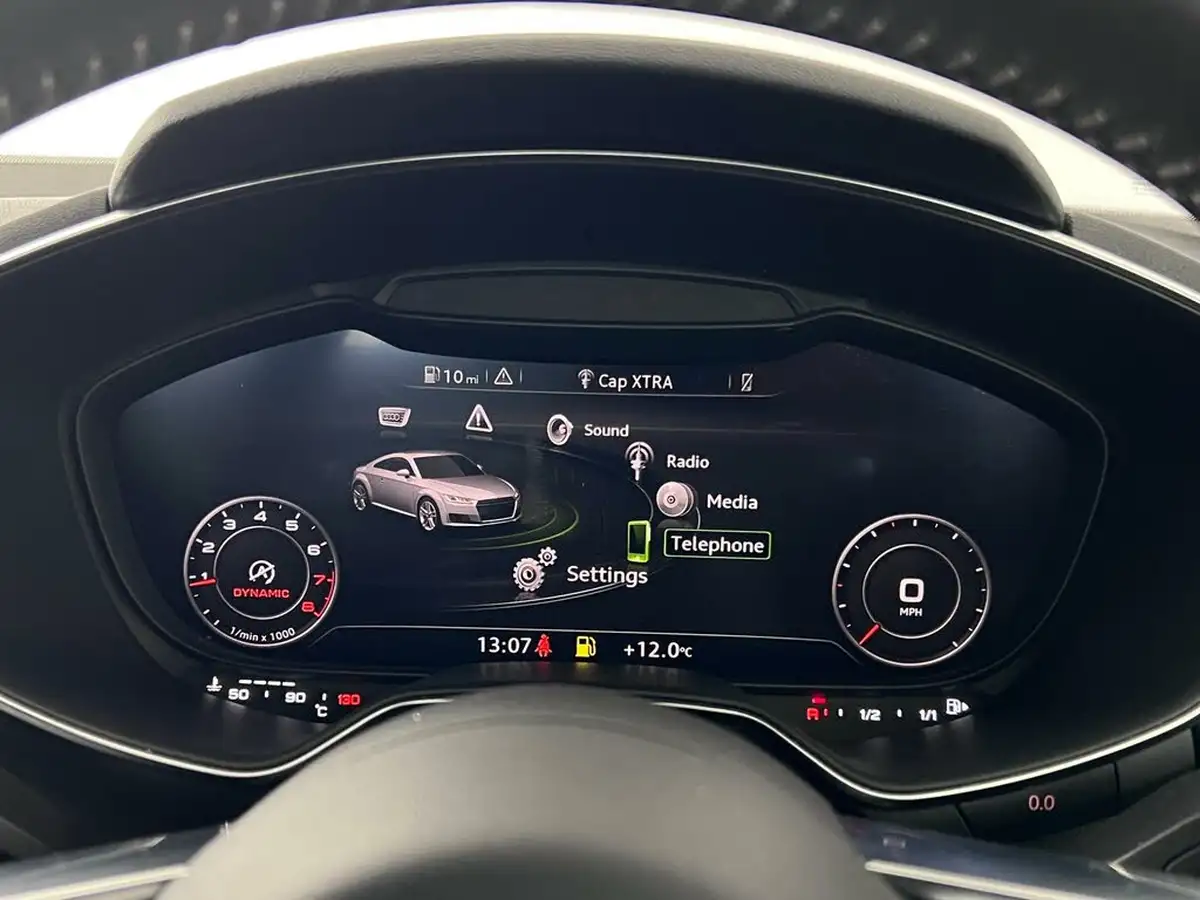 2016-audi-tt-coupe-20-tfsi-s-line-big-19