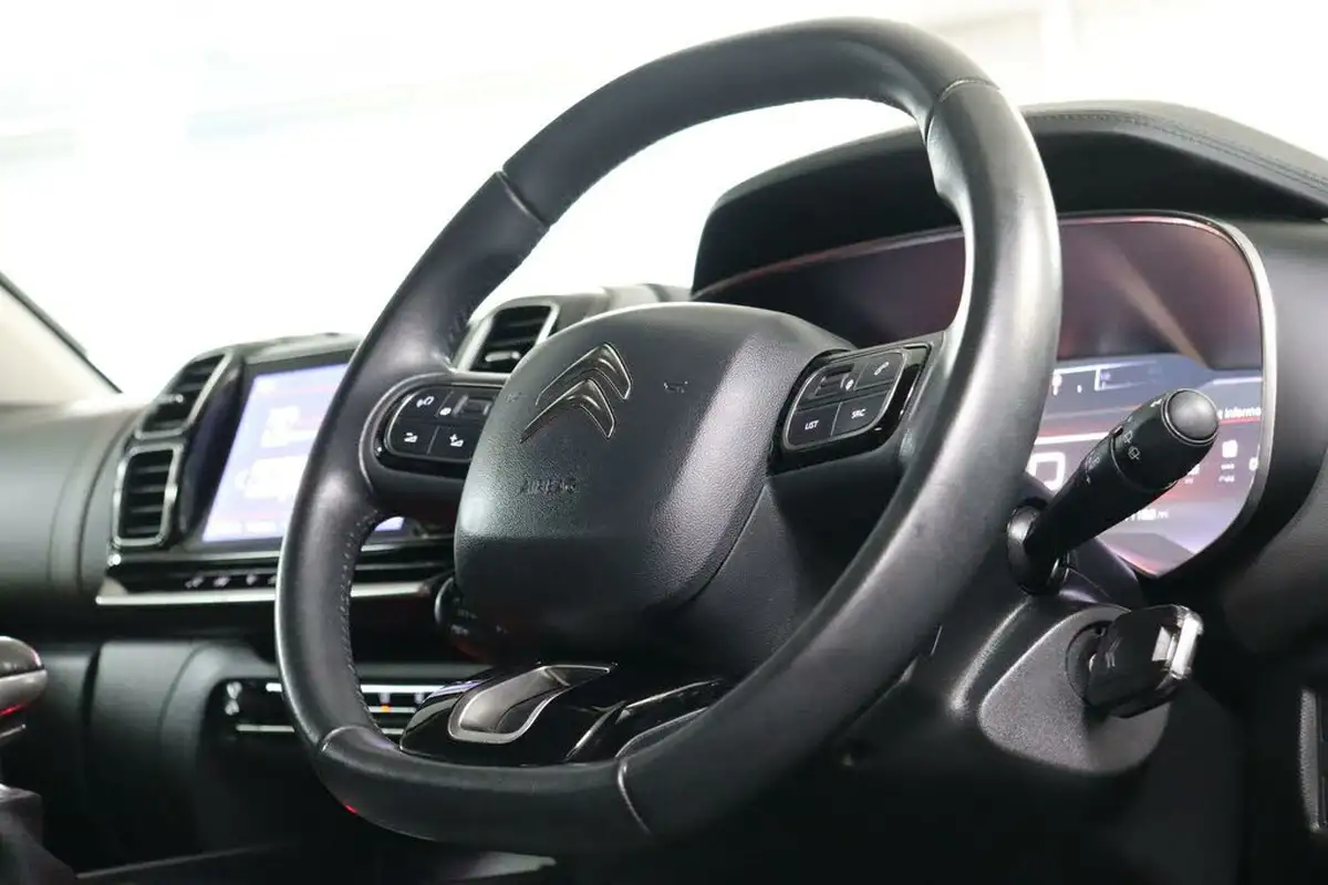 2019-citroen-c5-aircross-12-puretech-flair-big-9