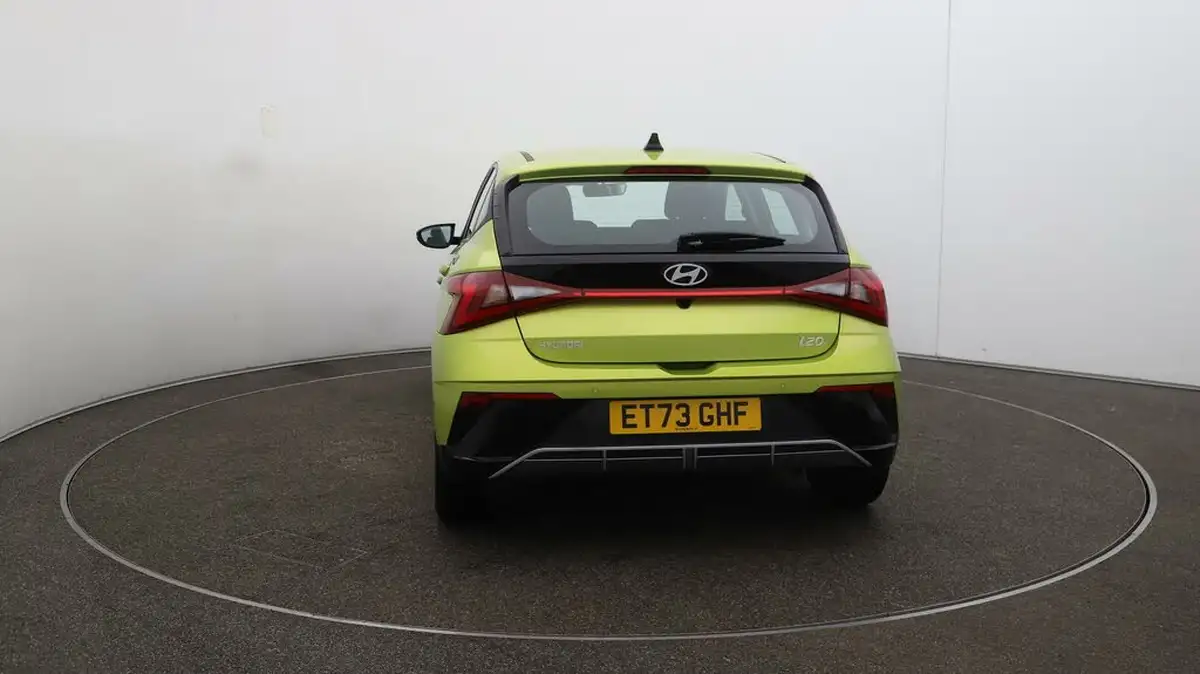 2024-hyundai-i20-10-t-gdi-advance-big-51