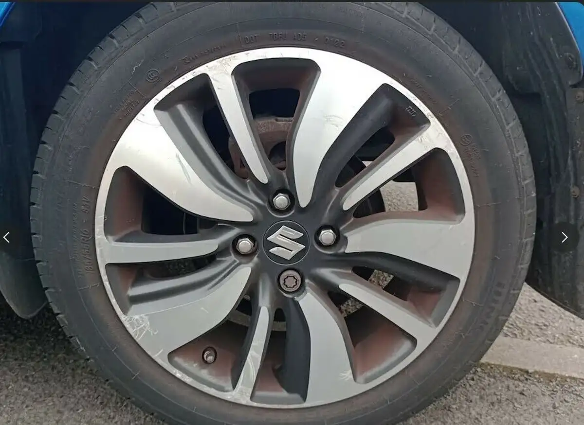 2017-suzuki-swift-10-boosterjet-sz5-auto-big-5