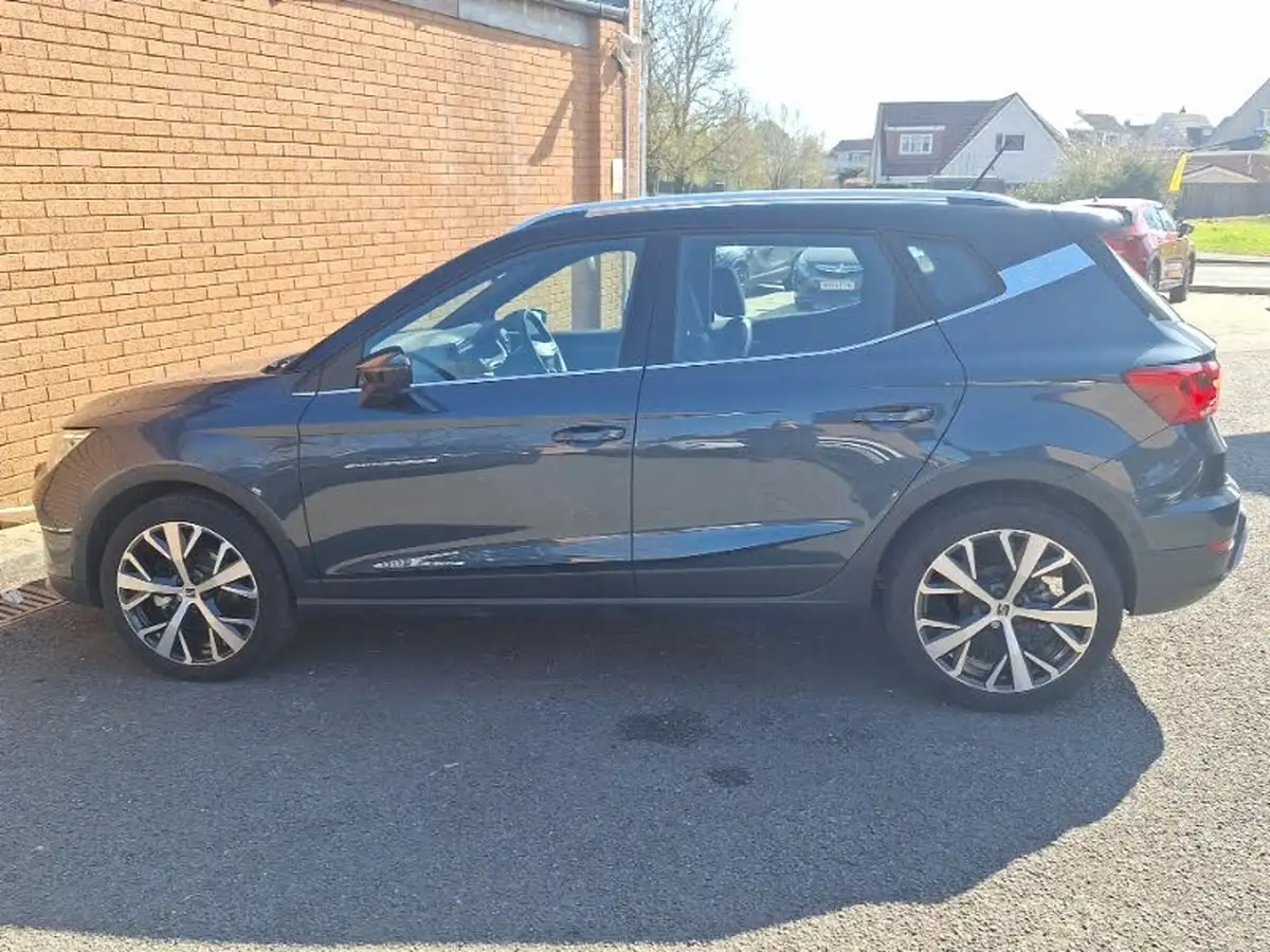 2023-seat-arona-10-tsi-xperience-lux-111ps-dsg-big-3