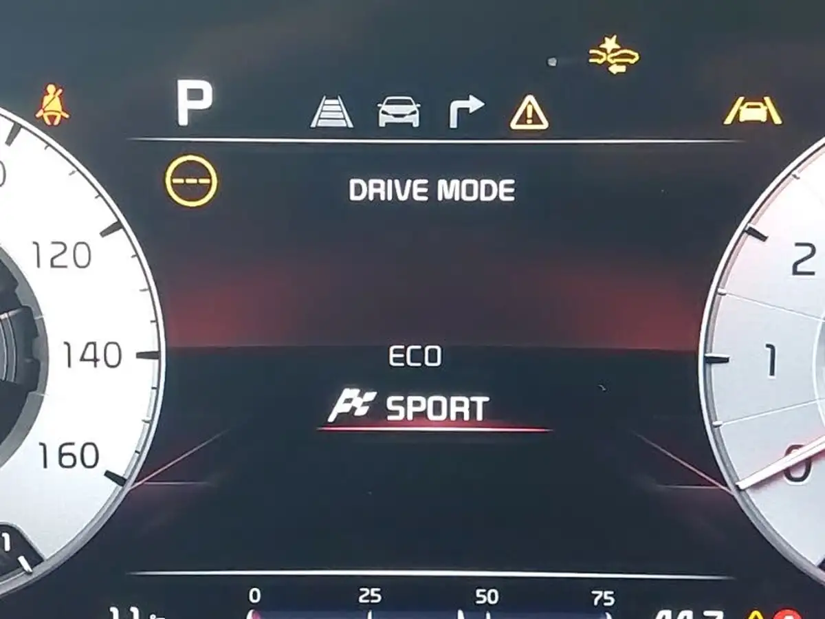 2024-kia-sportage-16-t-gdi-3-207bhp-hev-auto-big-16