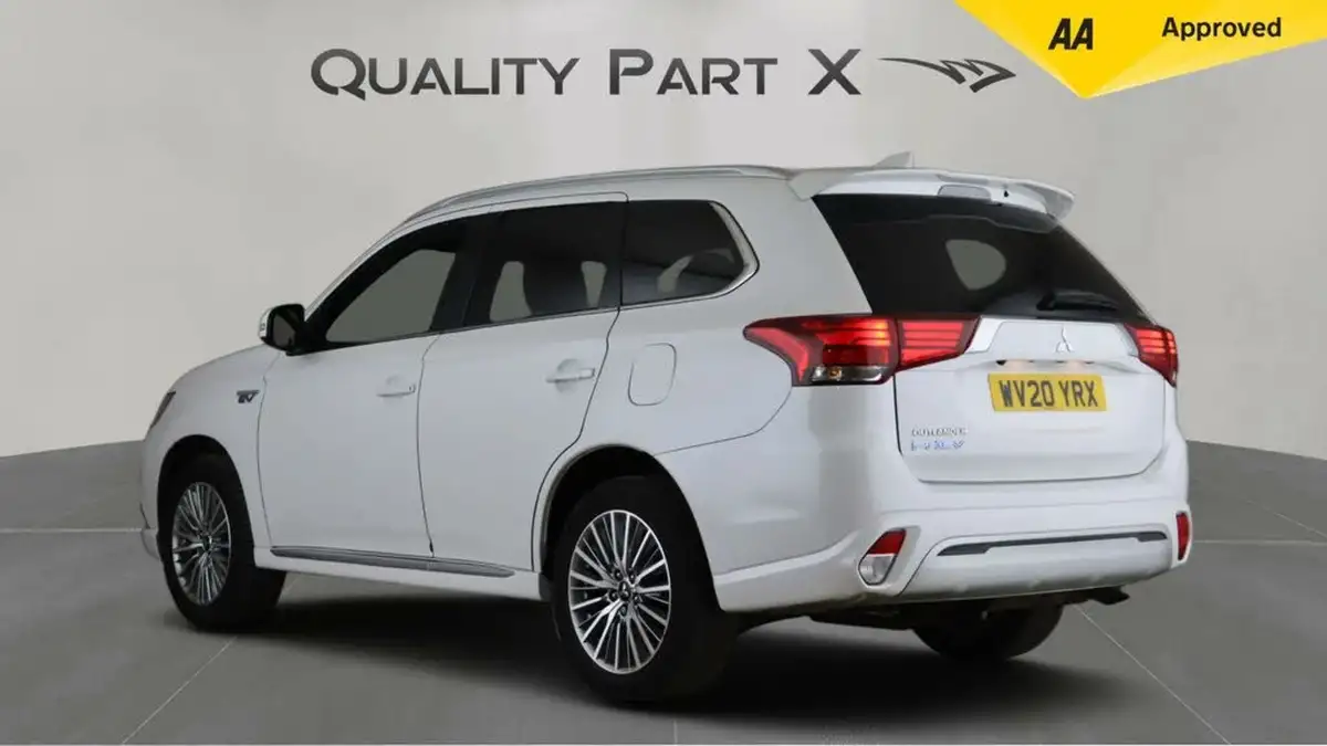 2020-mitsubishi-outlander-24-dynamic-phev-big-4