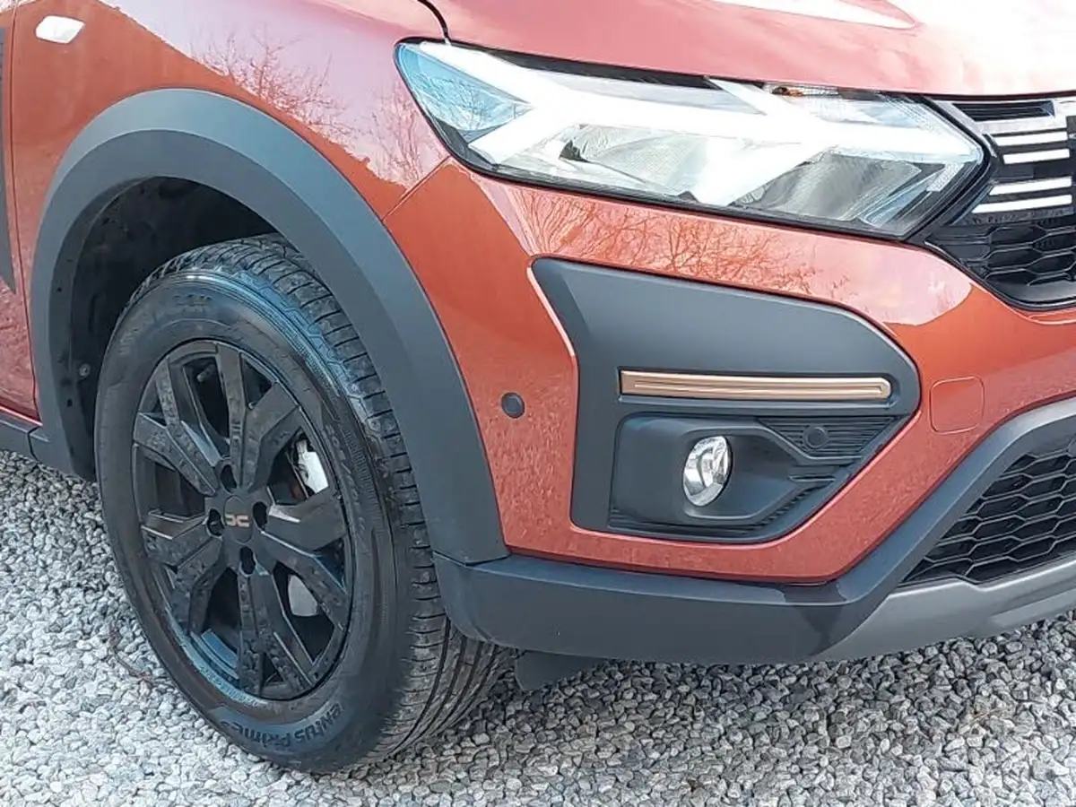 2024-dacia-jogger-16-tce-extreme-big-8