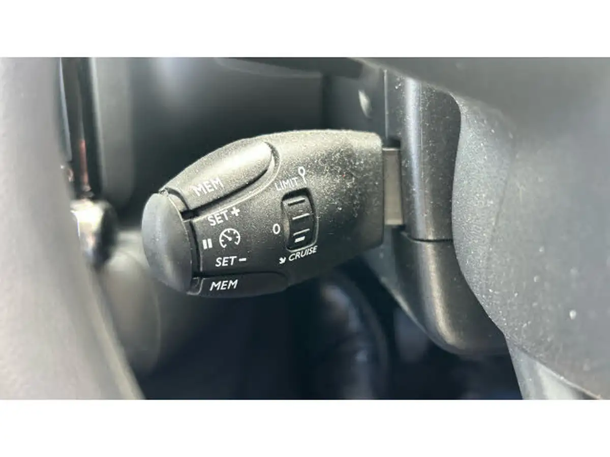 2024-citroen-c3-12-puretech-plus-83ps-big-27