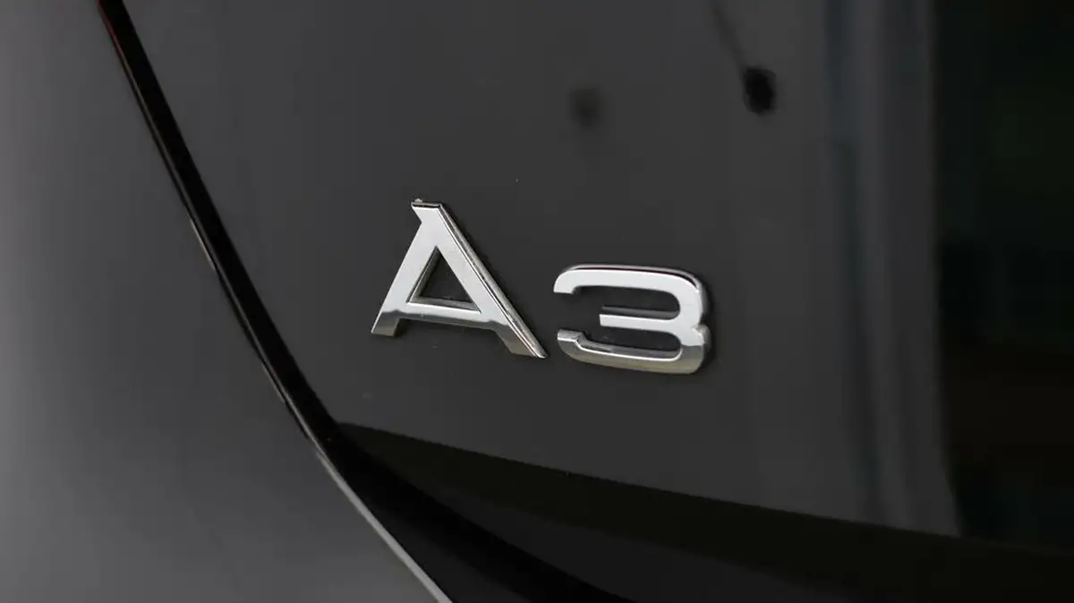 2022-audi-a3-20-30-tdi-sportback-5d-big-20