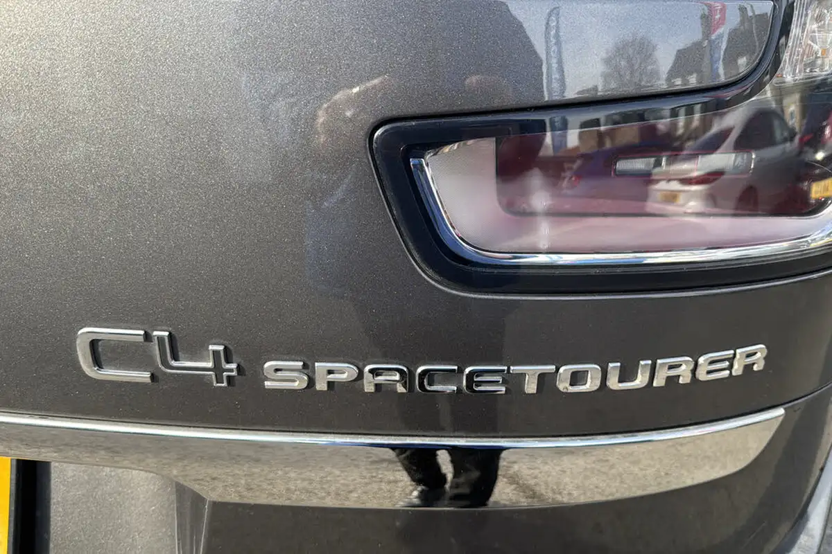 2019-citroen-grand-c4-spacetourer-15bluehdi-flair-plus-big-27