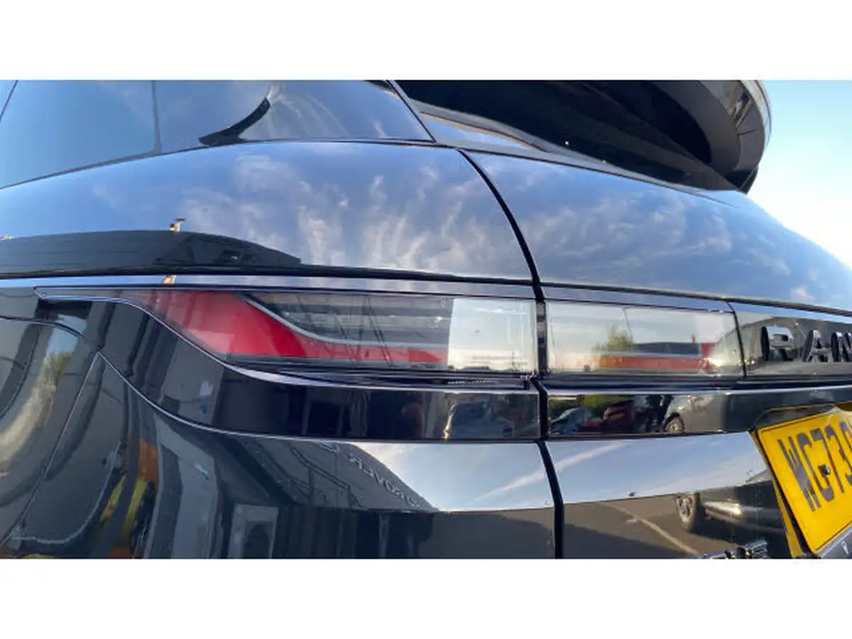2023-land-rover-range-rover-evoque-15-p300e-dynamic-se-big-18