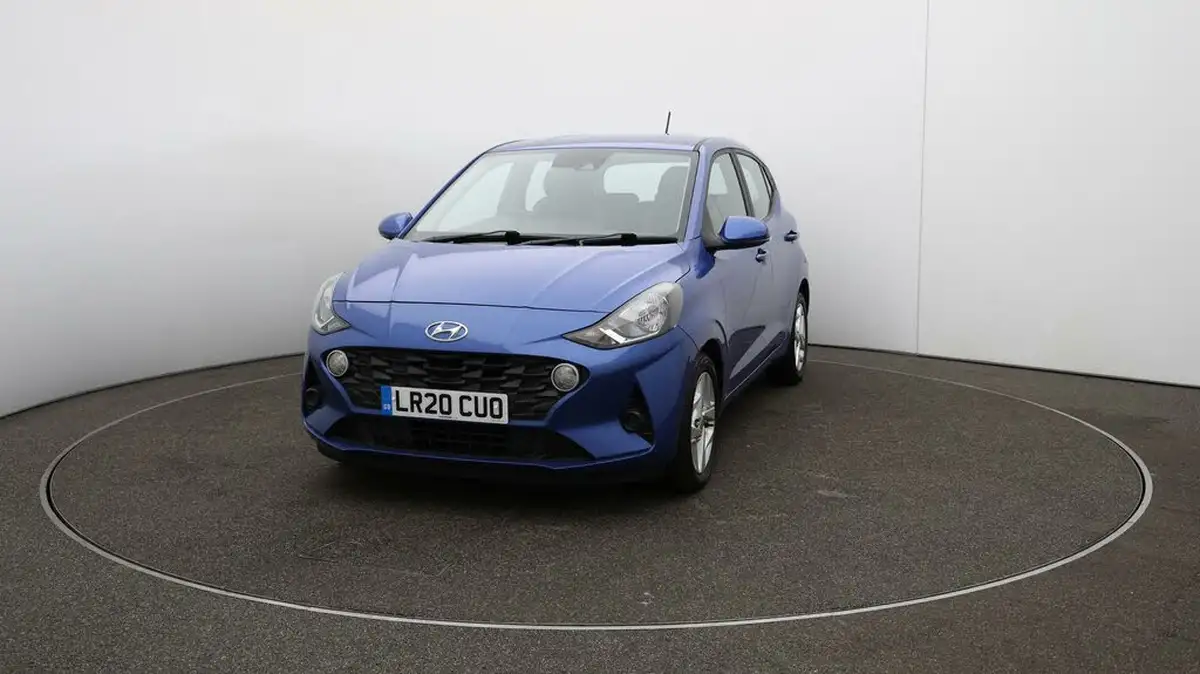 2020-hyundai-i10-12-se-connect-big-30