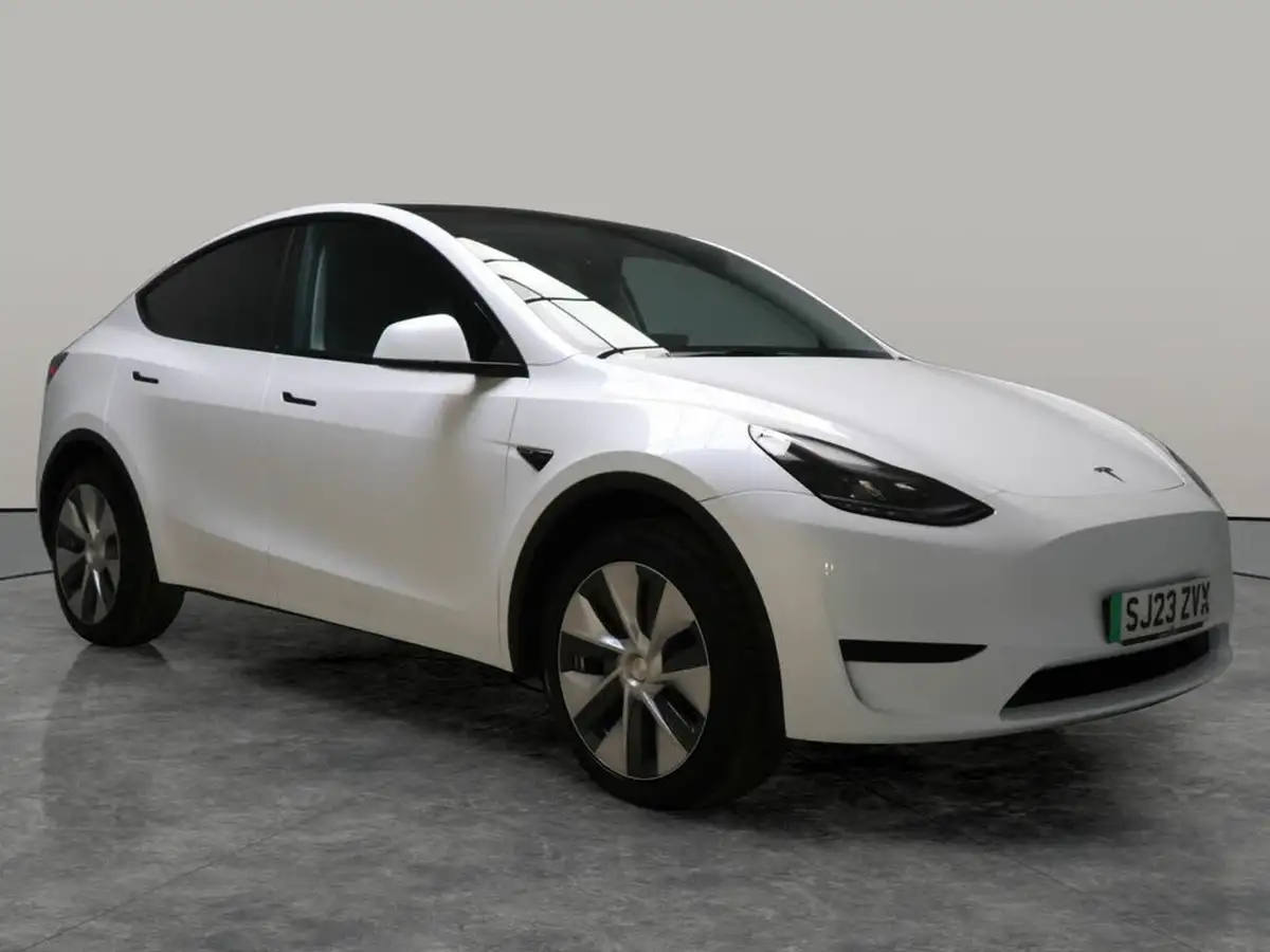 2023-tesla-model-y-e-rwd-big-9