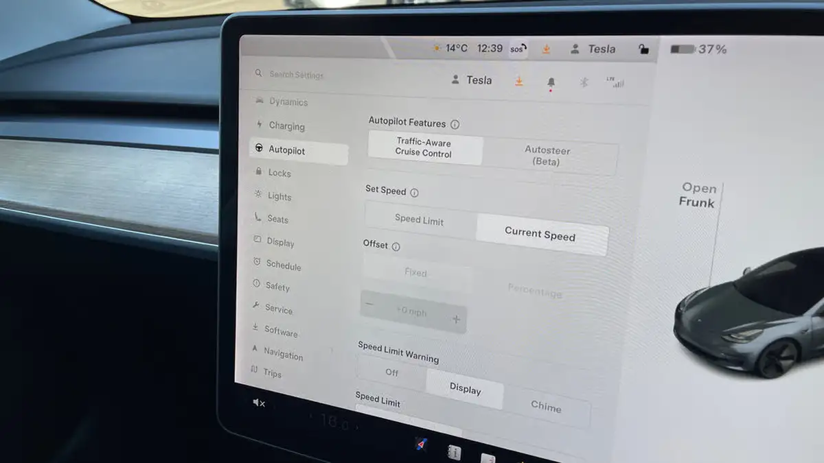 2021-tesla-model-3-e-long-range-awd-big-29