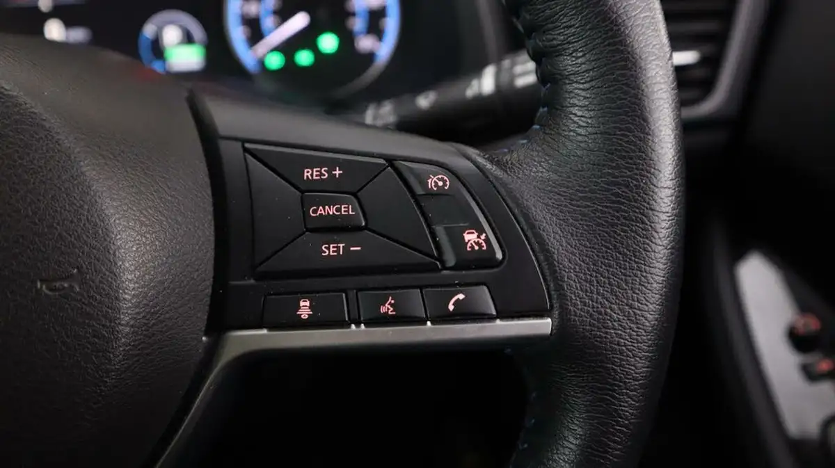 2021-nissan-leaf-e-n-connecta-big-23