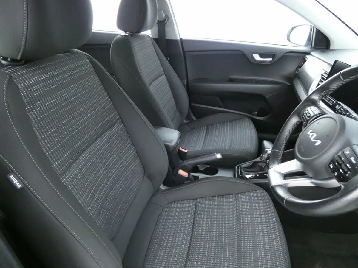 2021-kia-stonic-10-t-gdi-2-99bhp-dct-big-8