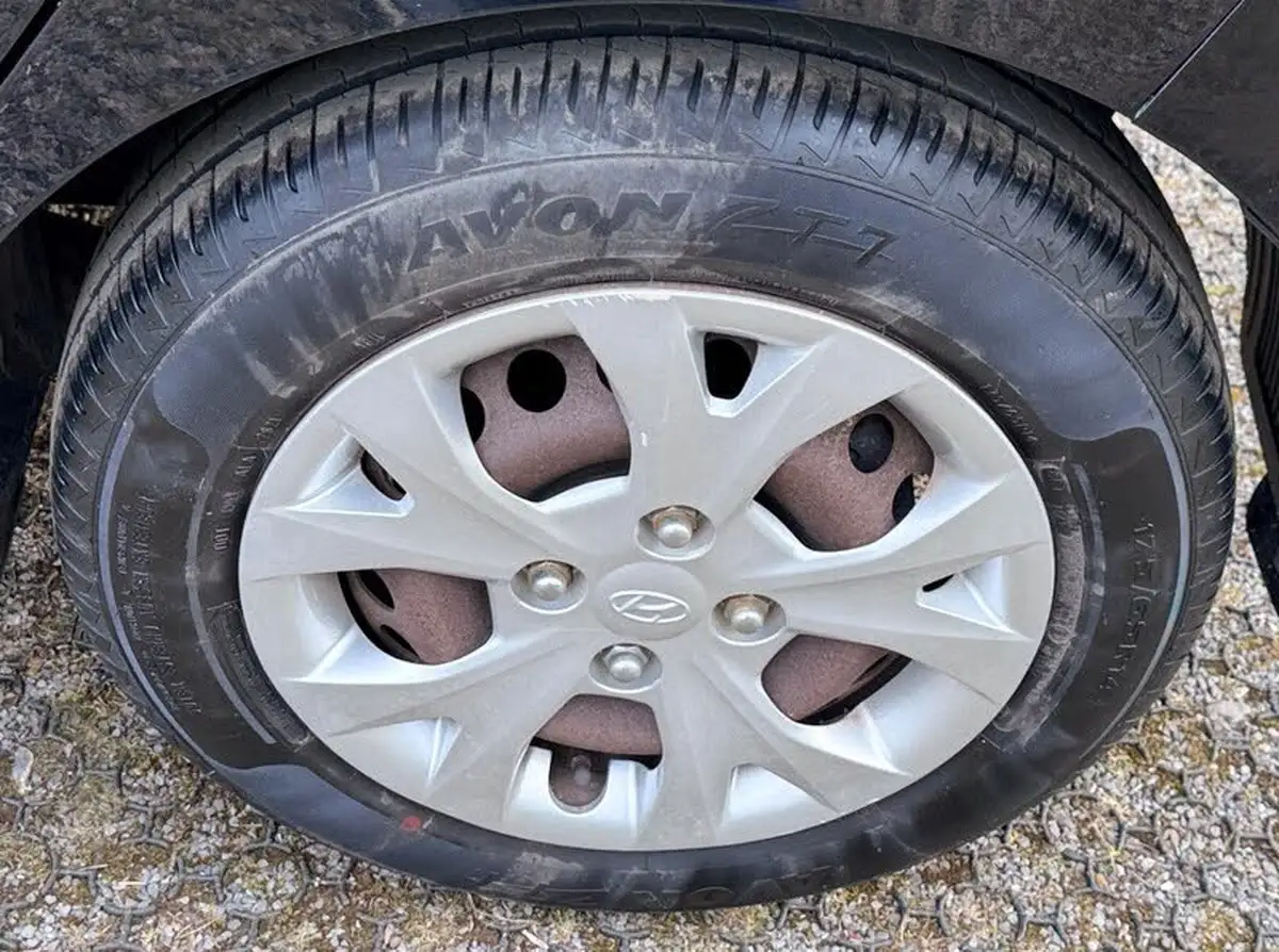 2014-hyundai-i10-10-se-big-41