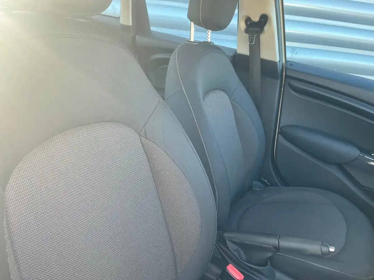 2018-mini-cooper-15-cooper-classic-ss-hatchback-5d-auto-big-11