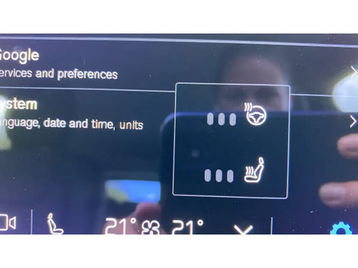 2022-volvo-xc60-20-b5-plus-big-36