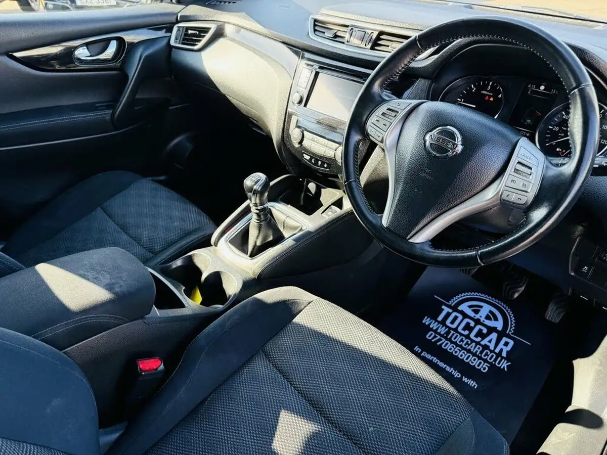 2015-nissan-qashqai-15dci-n-tec-big-7