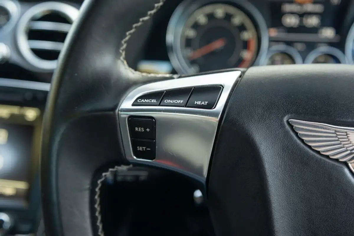 2017-bentley-continental-40-gt-v8-s-convertible-big-19