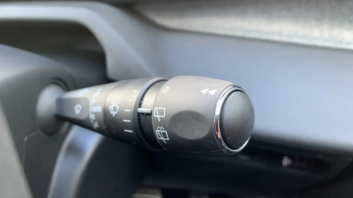 2023-peugeot-308-15-bluehdi-allure-premium-130ps-big-27
