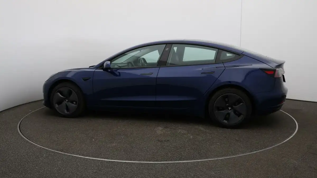 2020-tesla-model-3-e-long-range-big-50