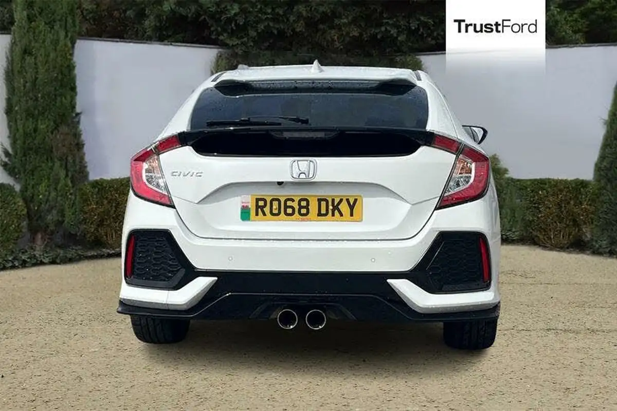 2018-honda-civic-15-vtec-turbo-sport-plus-cvt-big-6