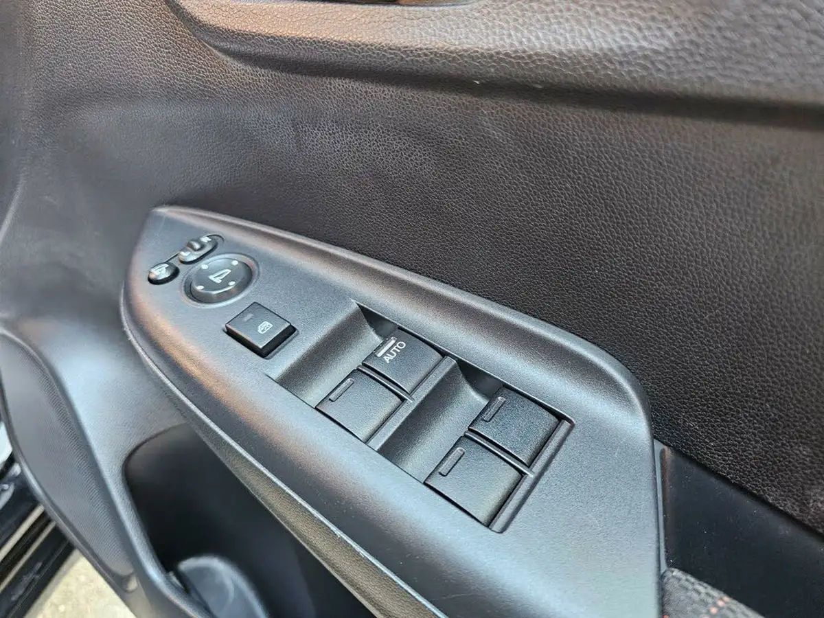 2014-honda-jazz-14-ex-cvt-big-20
