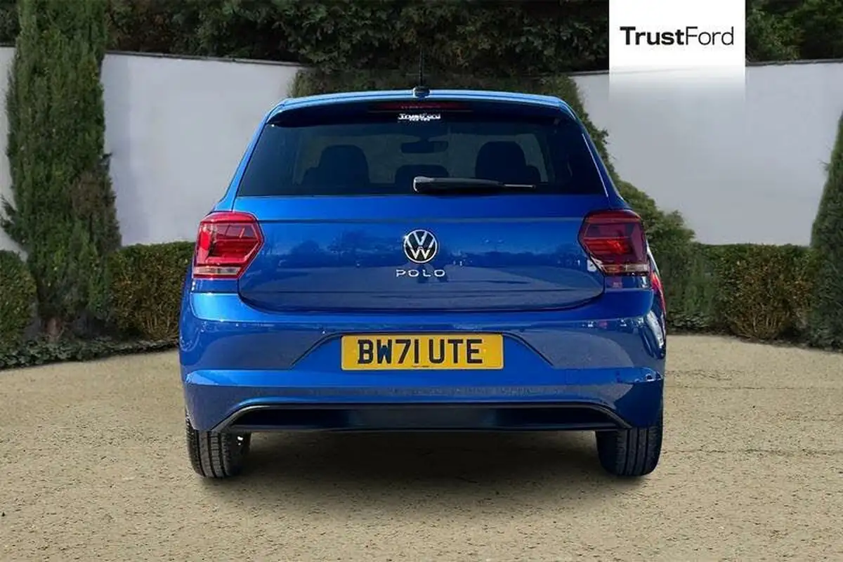 2021-volkswagen-polo-10-active-big-6