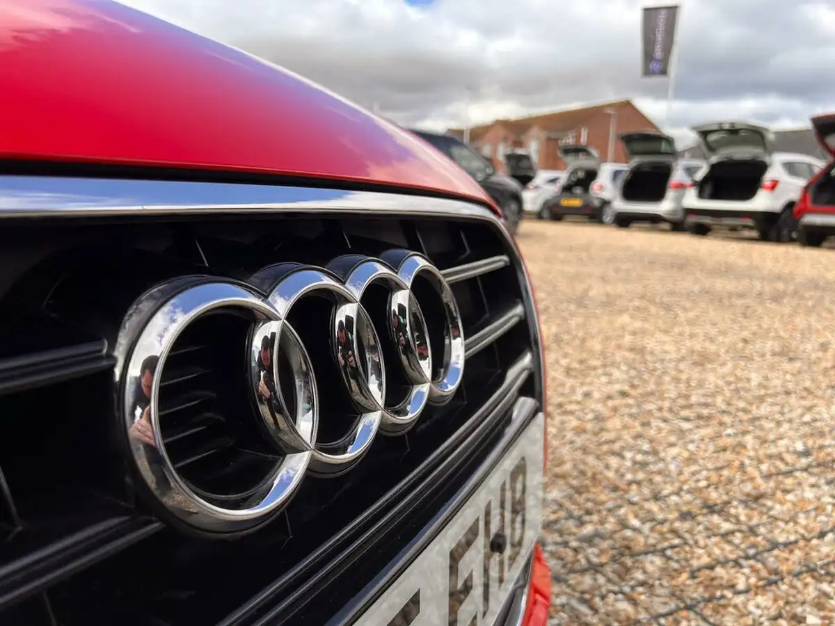 2015-audi-a3-14-s-line-150ps-cod-sportback-5d-1395cc-big-9