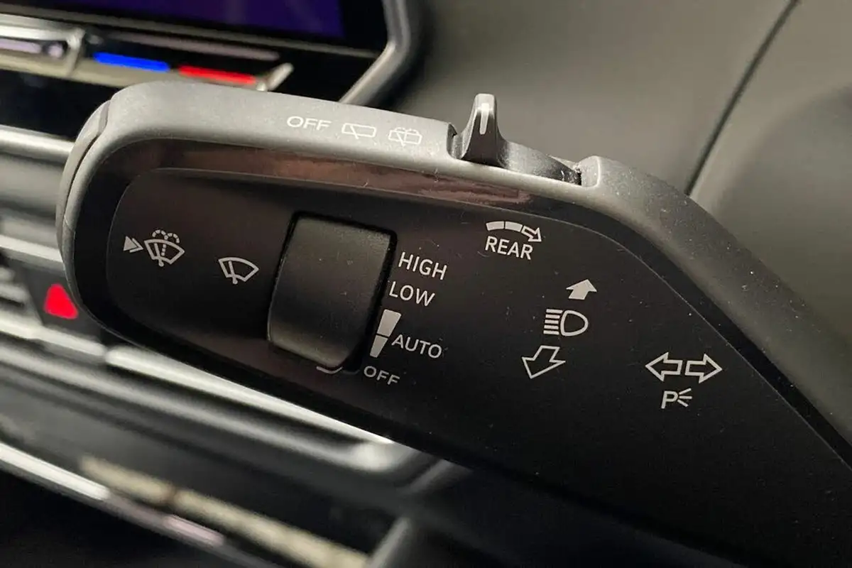 2024-volkswagen-tiguan-15-tsi-r-line-204ps-ehybrid-big-32