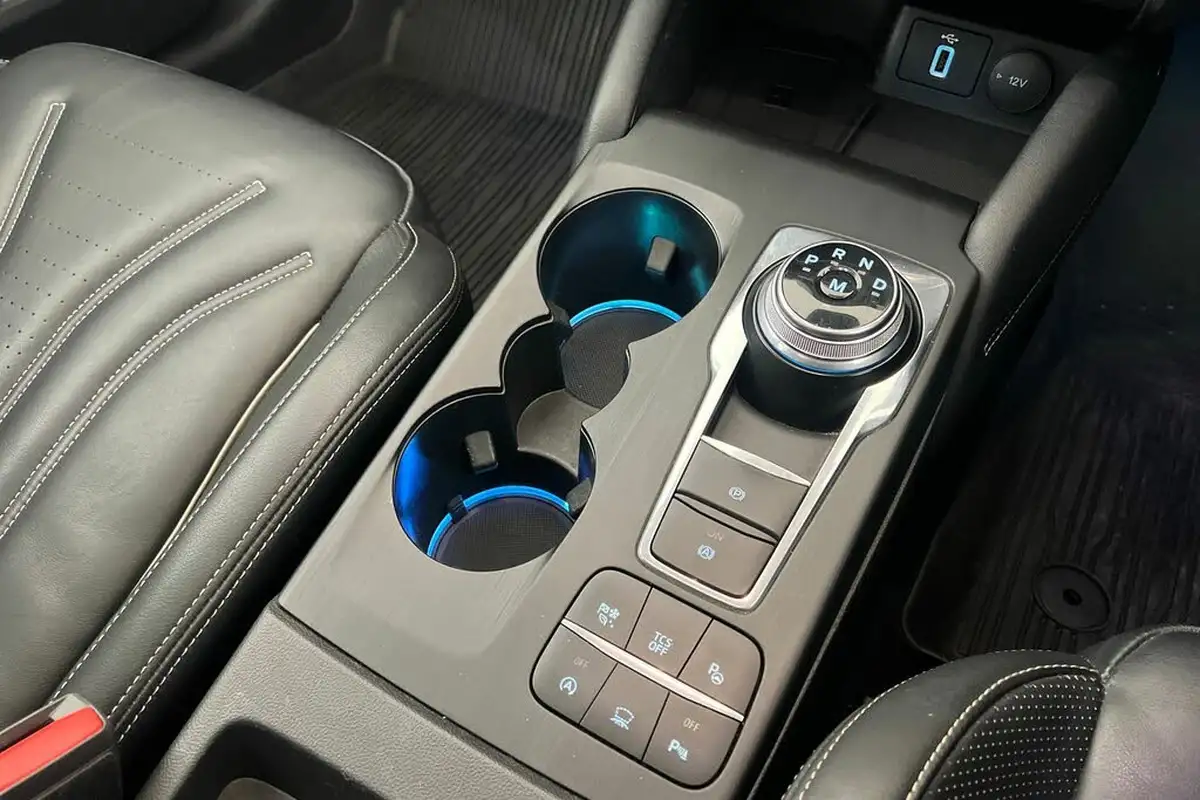 2019-ford-focus-20-vignale-hatchback-auto-big-12