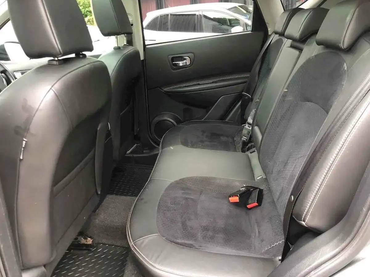 2013-nissan-qashqai-15td-360-big-24