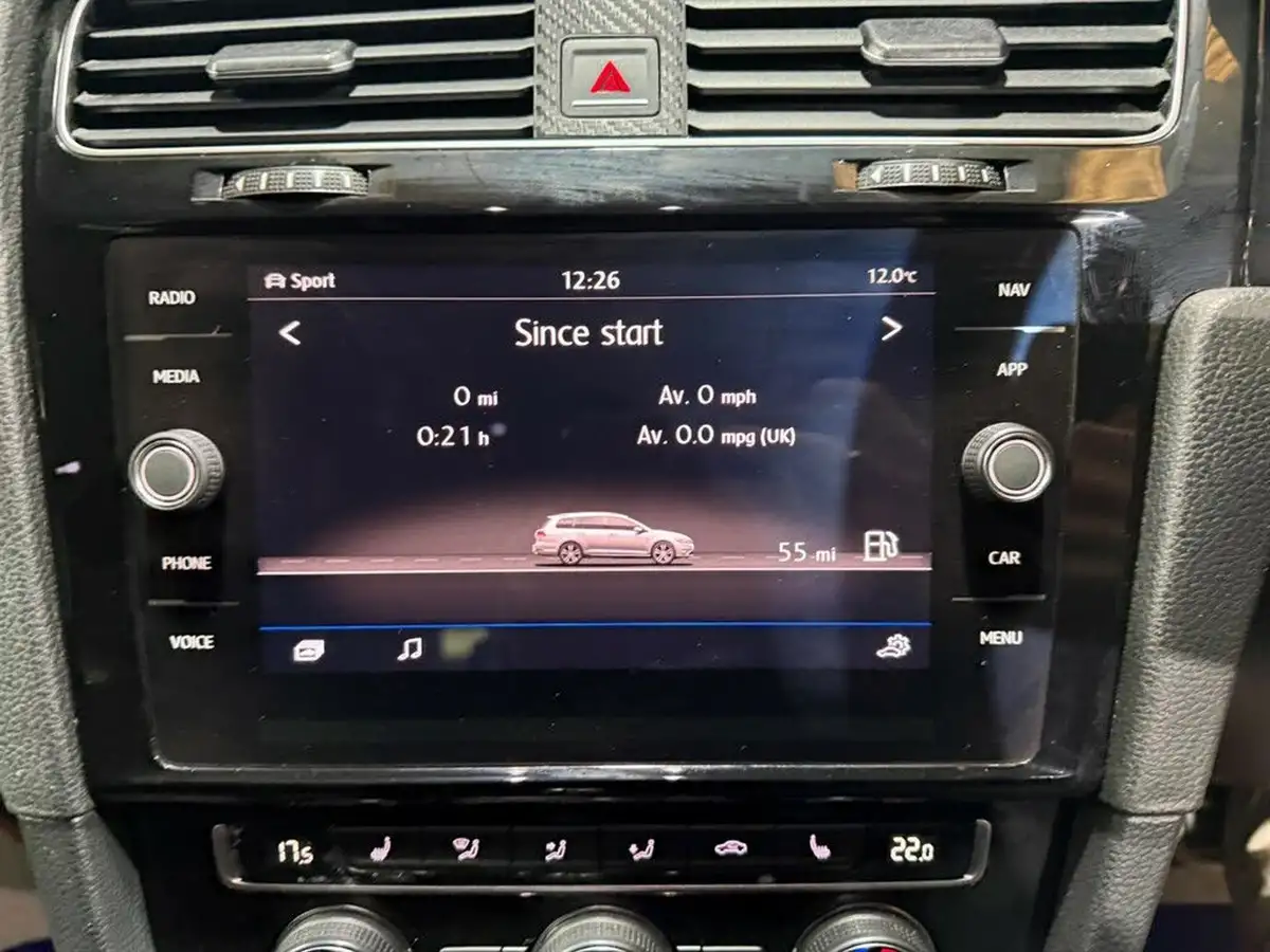 2017-volkswagen-golf-20tdi-gtd-ss-hatchback-5d-dsg-big-23