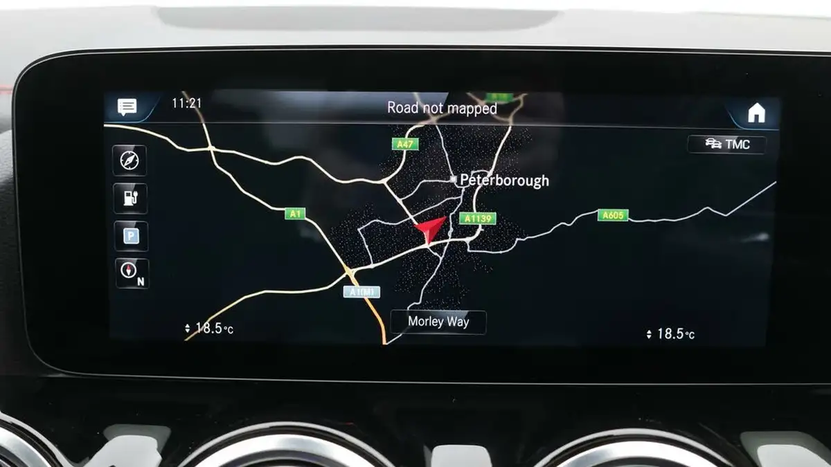 2021-mercedes-benz-eqa-e-eqa-250-amg-line-premium-plus-big-11