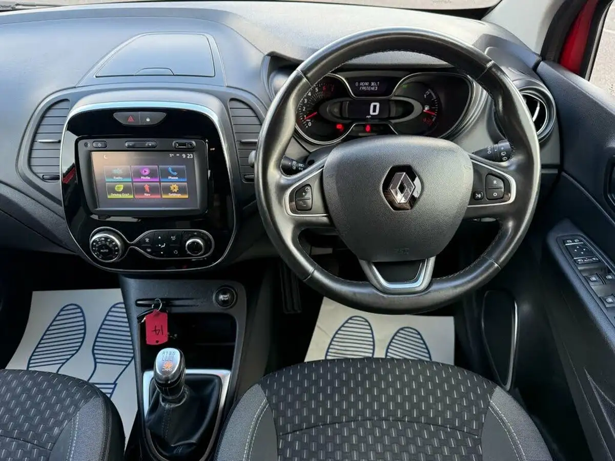 2018-renault-captur-12-tce-dynamique-s-nav-big-14