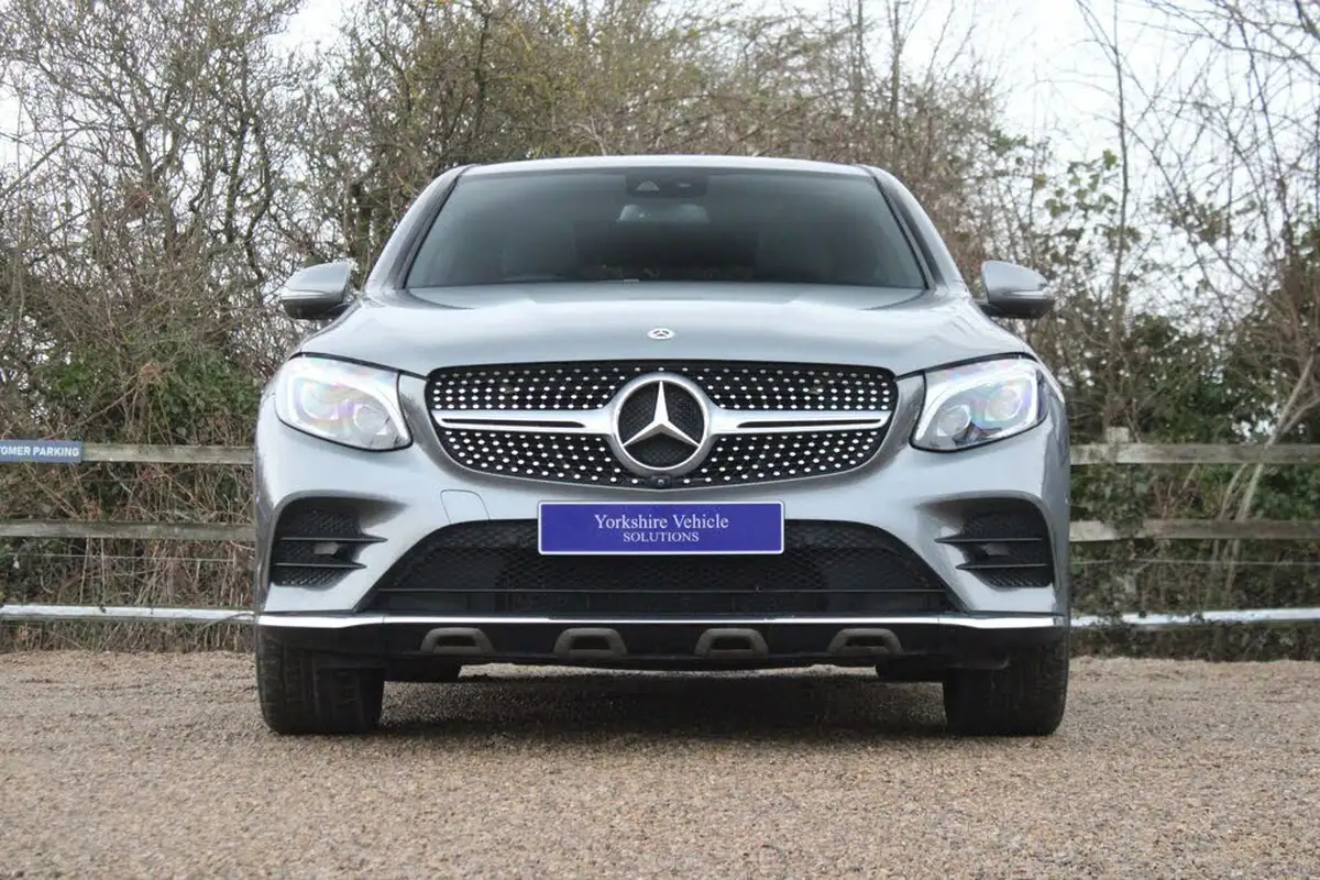 2018-mercedes-benz-glc-class-20-glc250-amg-line-premium-plusss-coupe-4d-big-36