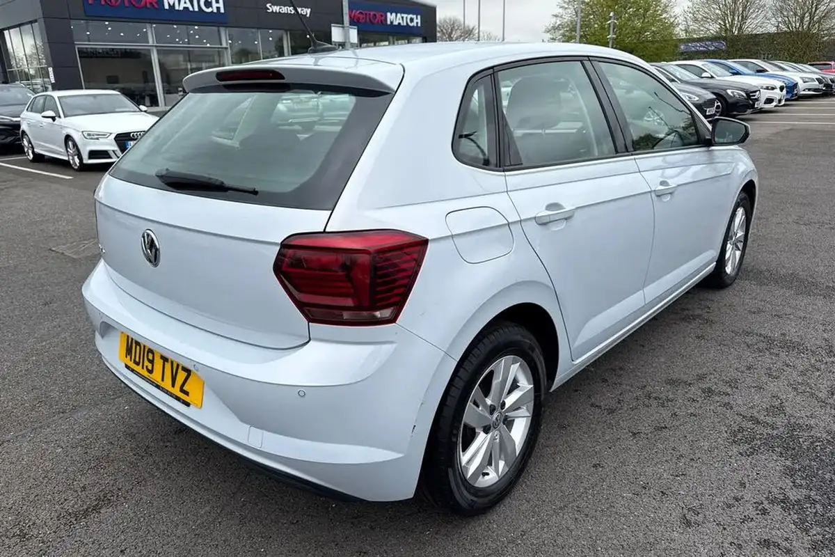 2019-volkswagen-polo-10-se-tech-edition-65ps-big-30