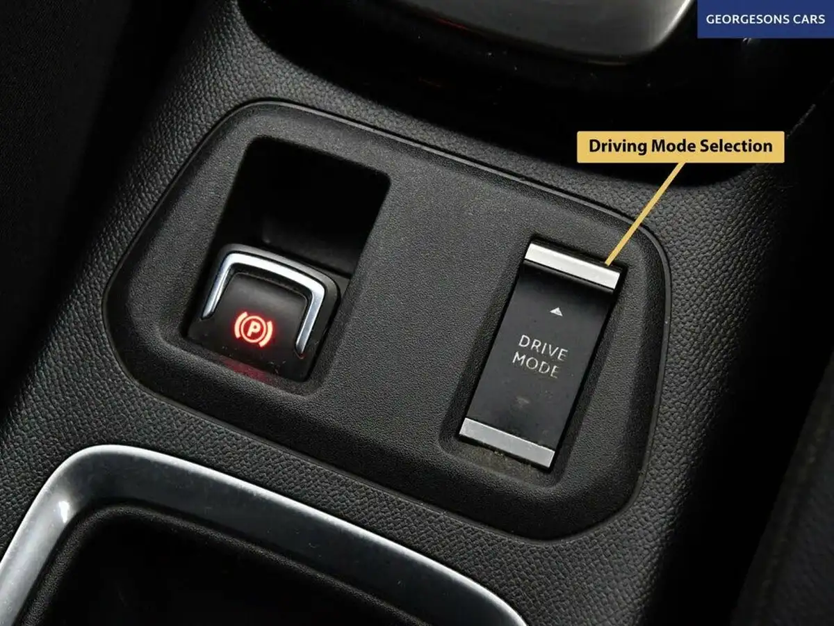 2020-vauxhall-corsa-e-elite-nav-74kw-big-27