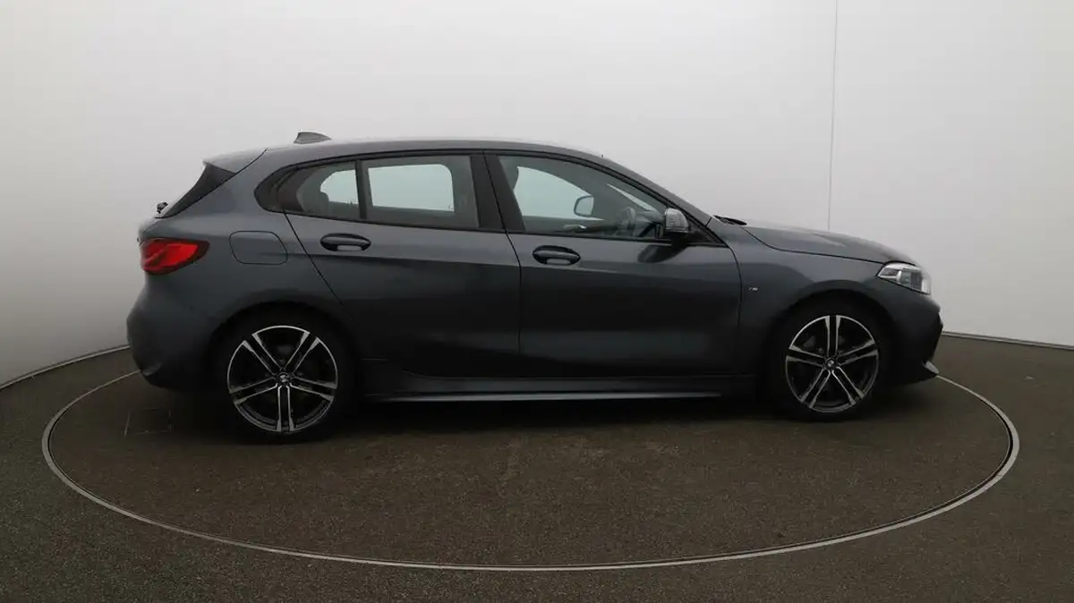 2021-bmw-1-series-15td-116d-m-sport-lcp-dct-big-43