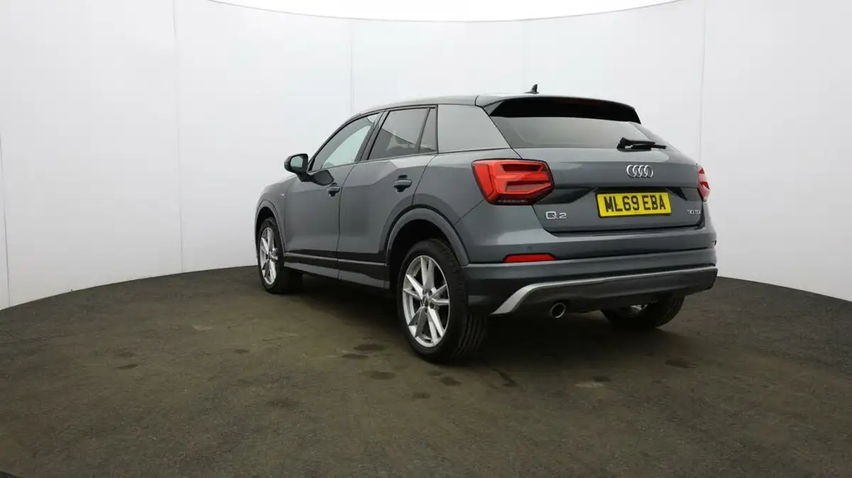 2019-audi-q2-16-30-tdi-s-line-big-36