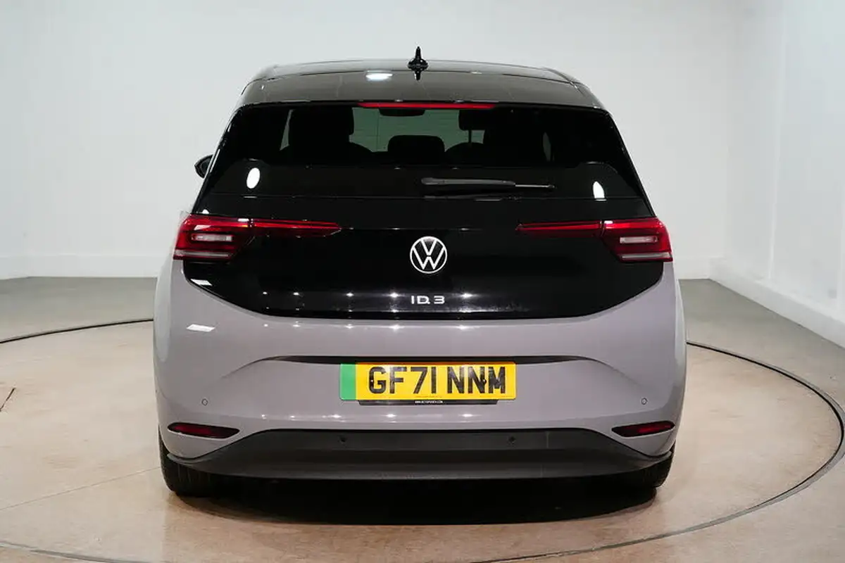 2021-volkswagen-id3-e-family-145ps-big-8