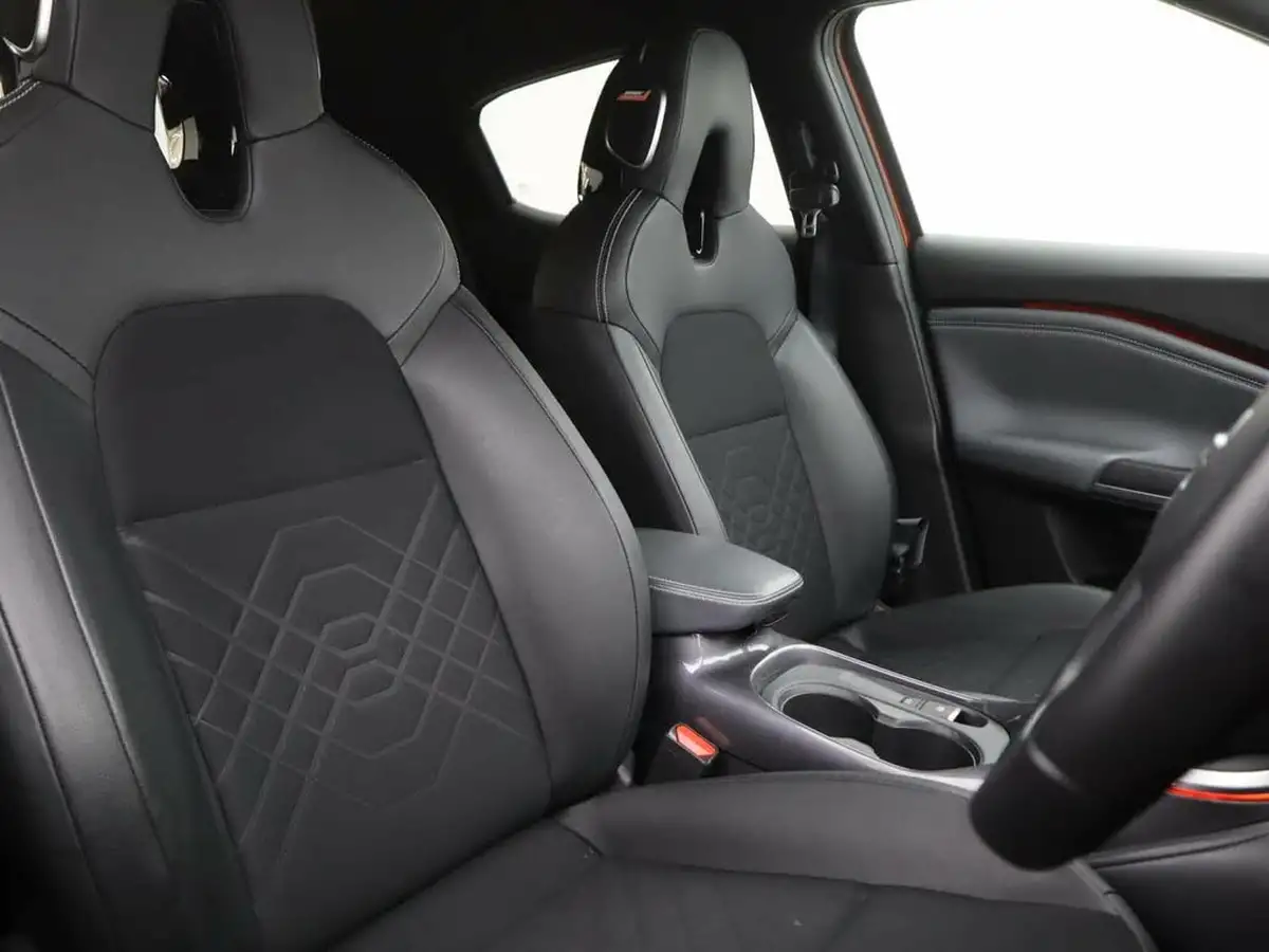 2022-nissan-juke-10-dig-t-tekna-big-7