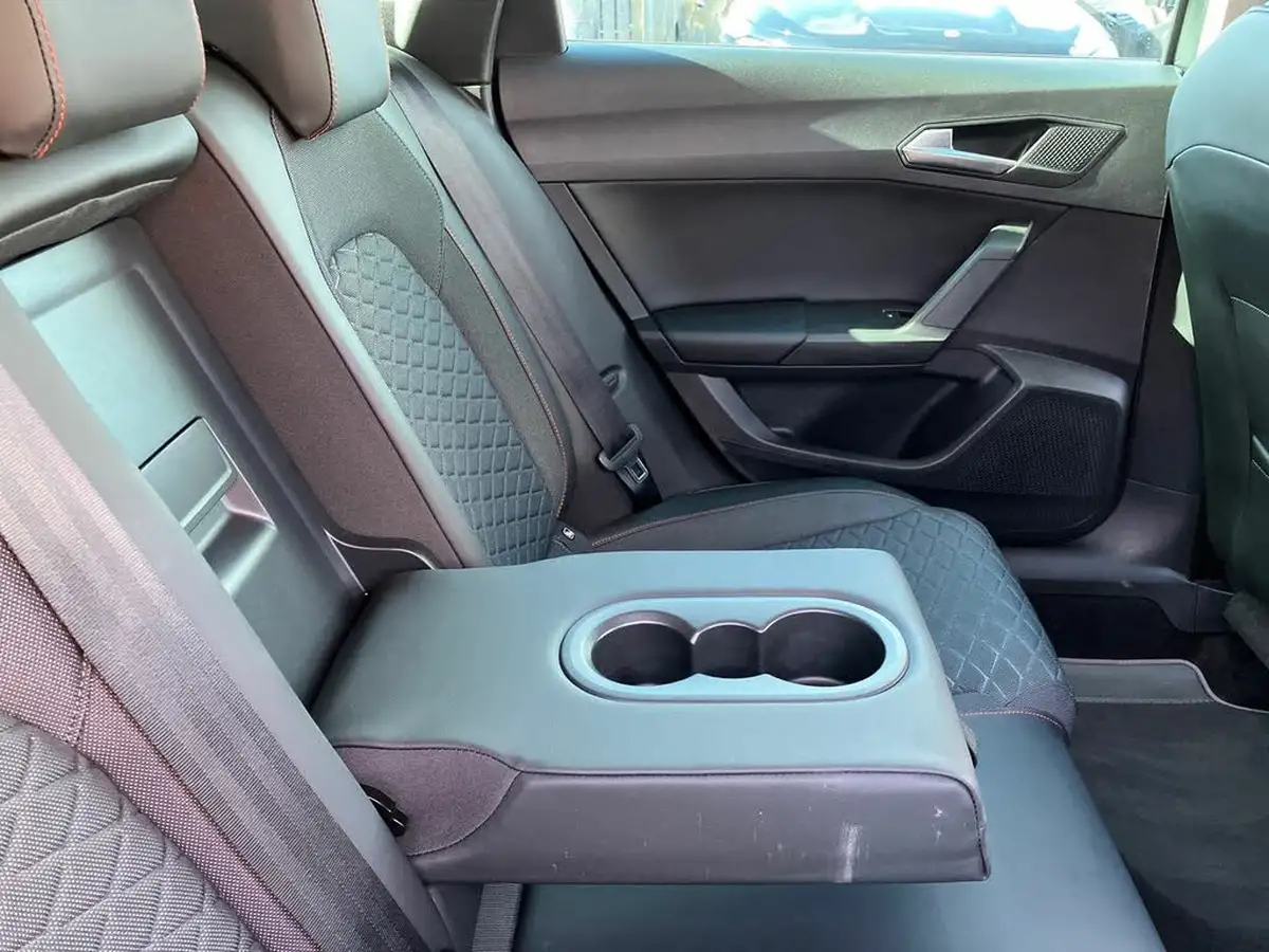 2022-seat-leon-15-etsi-fr-estate-big-26