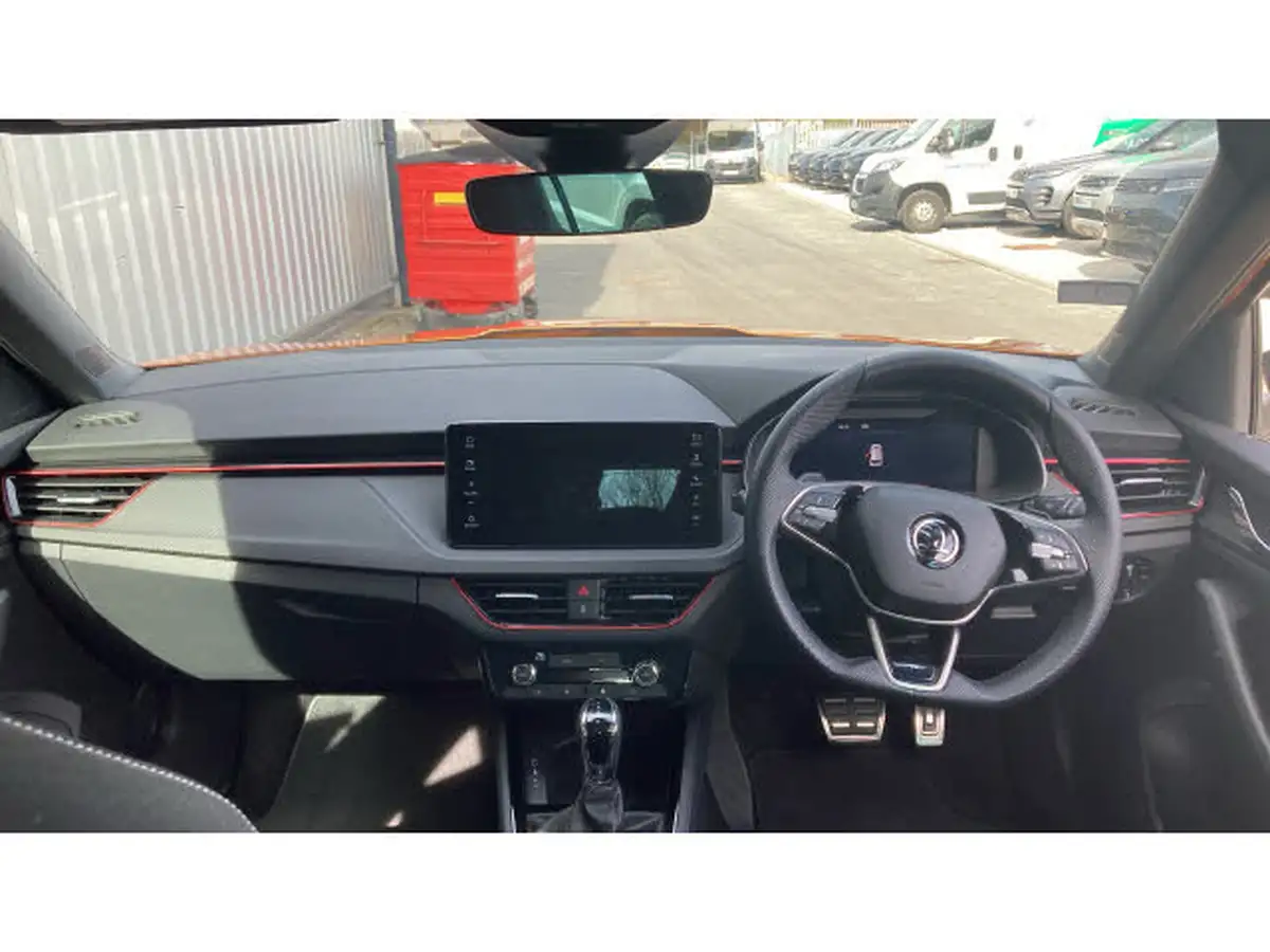 2024-skoda-kamiq-15-tsi-monte-carlo-dsg-big-8