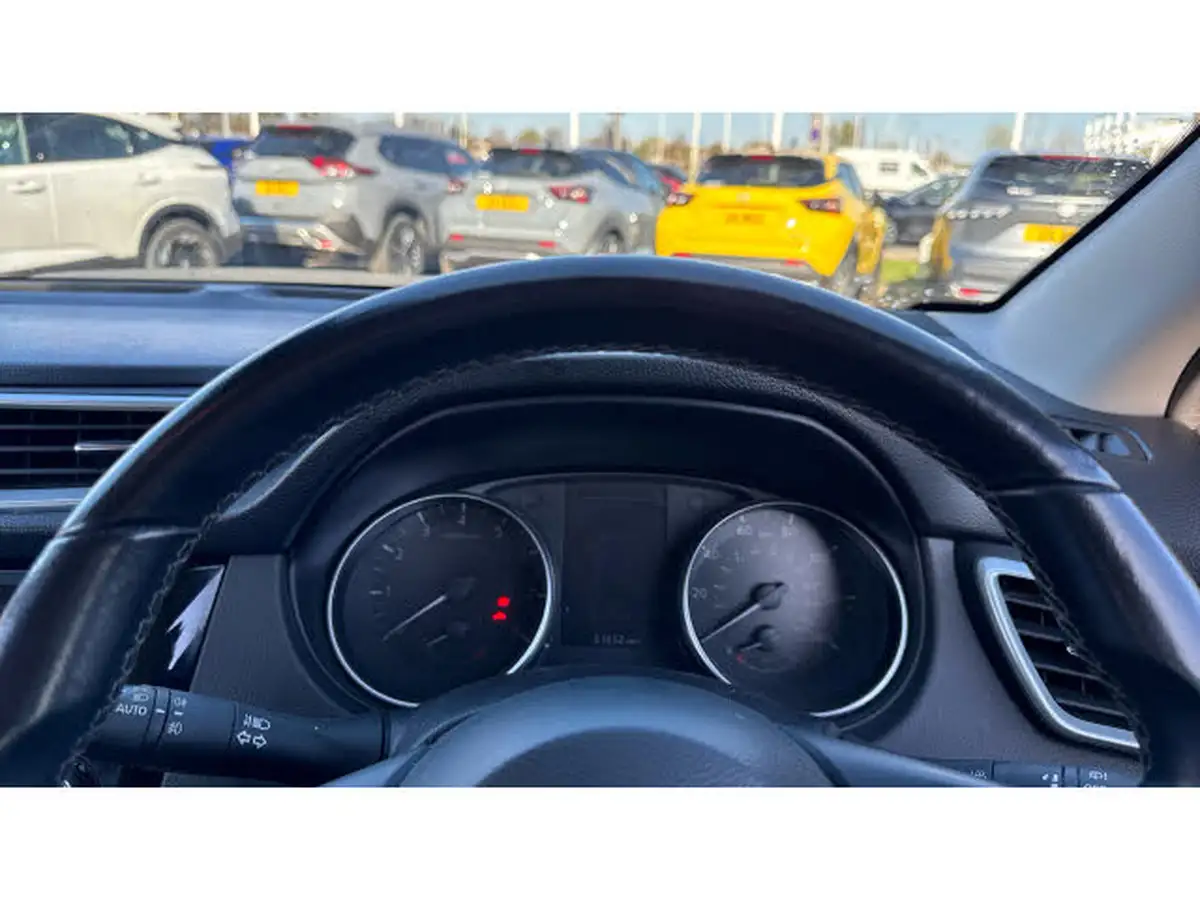 2020-nissan-qashqai-13-dig-t-acenta-premium-140ps-big-17