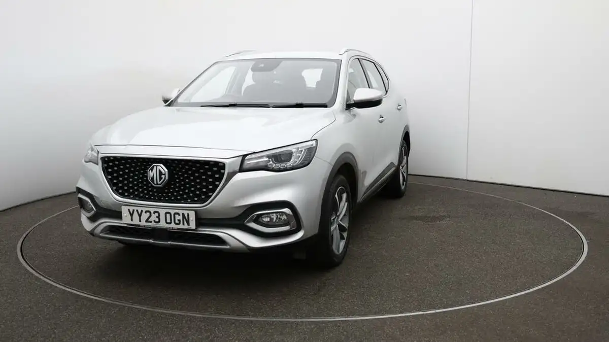 2023-mg-hs-15t-gdi-excite-162ps-dct-big-31