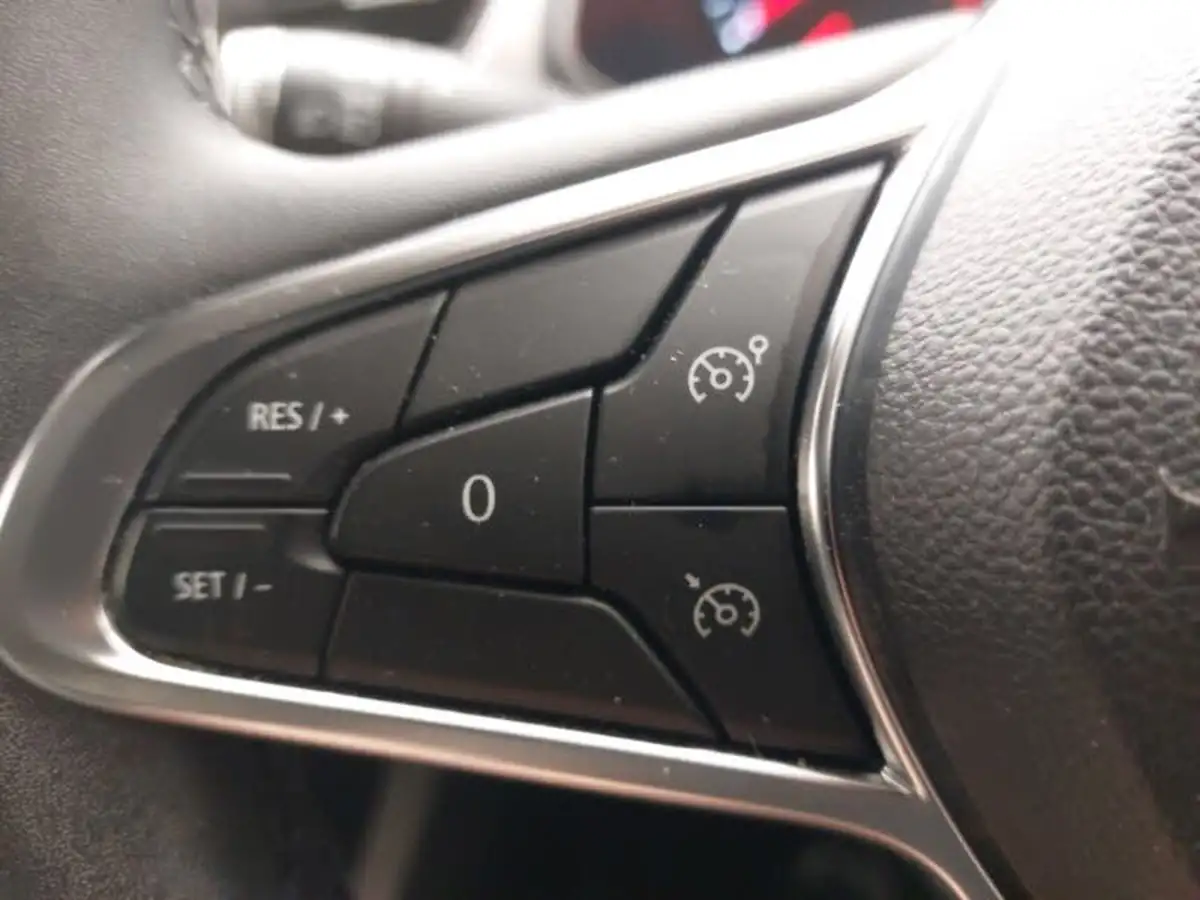 2021-renault-captur-13-tce-iconic-edition-big-14