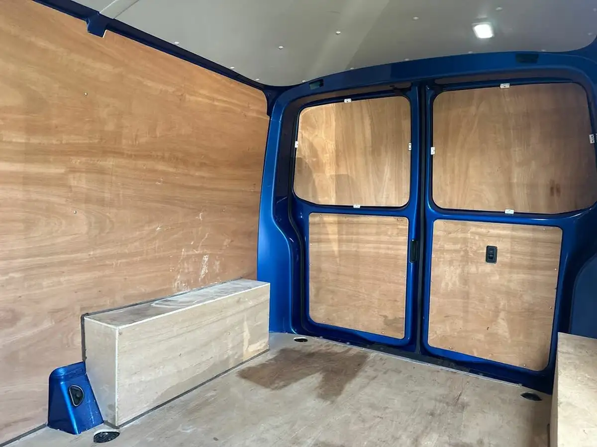 2024-volkswagen-transporter-big-24