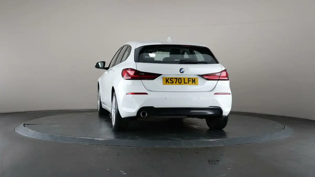 2020-bmw-1-series-15td-116d-sport-big-37