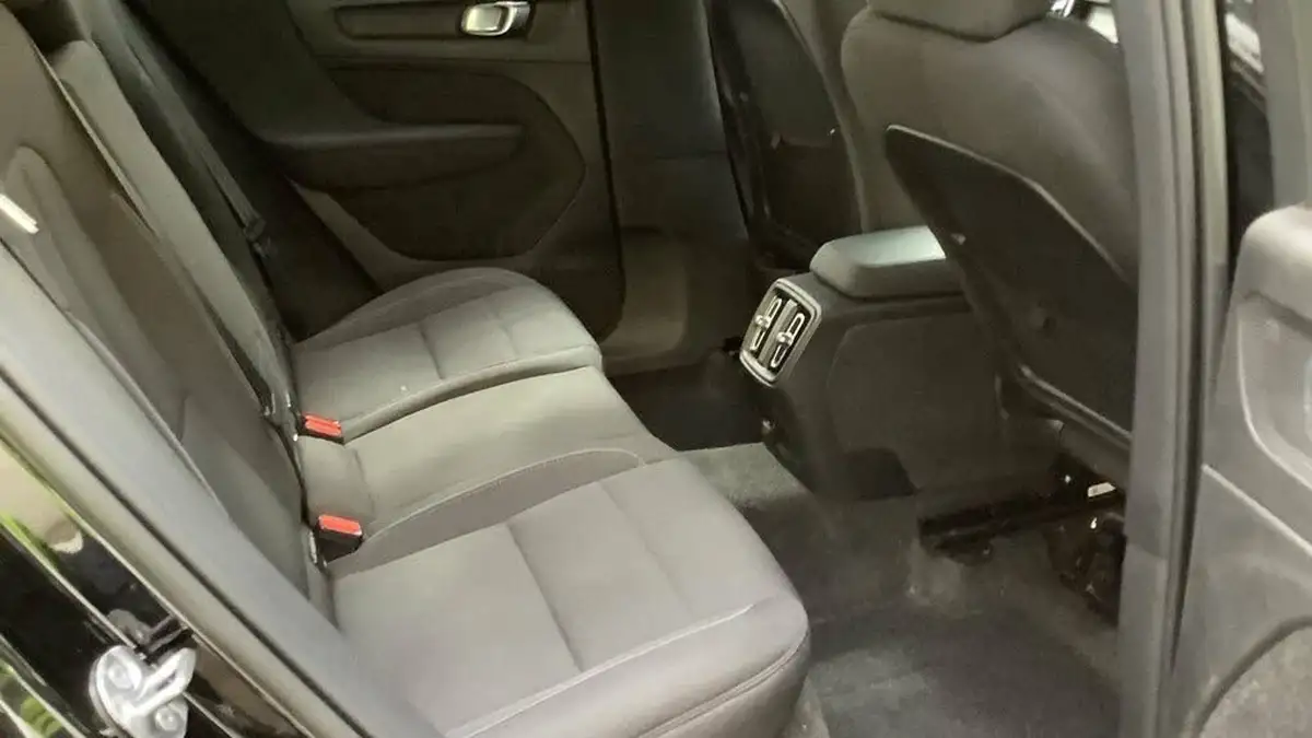 2023-volvo-xc40-e-recharge-core-228bhp-big-7