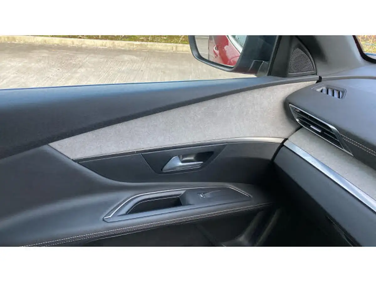 2021-peugeot-3008-suv-15-bluehdi-gt-eat8-big-25